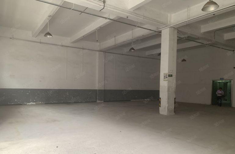 龙岗爱联地铁站附近一楼1000平厂房仓库出租报价27元可分租