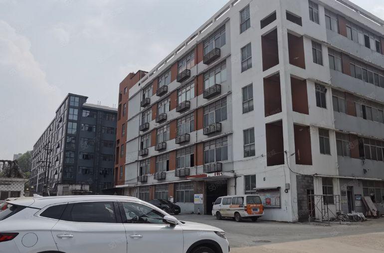 坂田 杨美地铁口 独院厂房6500平 宿舍60间厂房出租