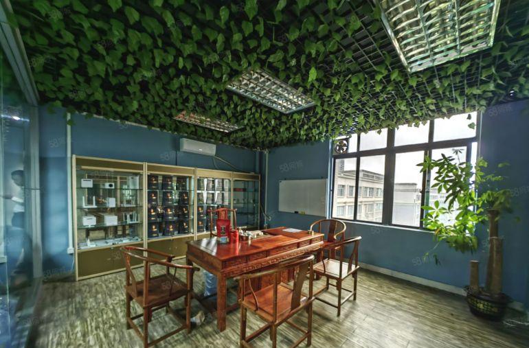 无公摊  原房东直租坂田上雪带精装修500平红本厂房仓库