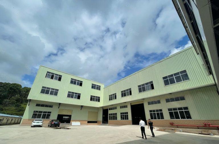 5000平钢构独院荷坳高速路口旁8米层高原房东厂房仓库出租