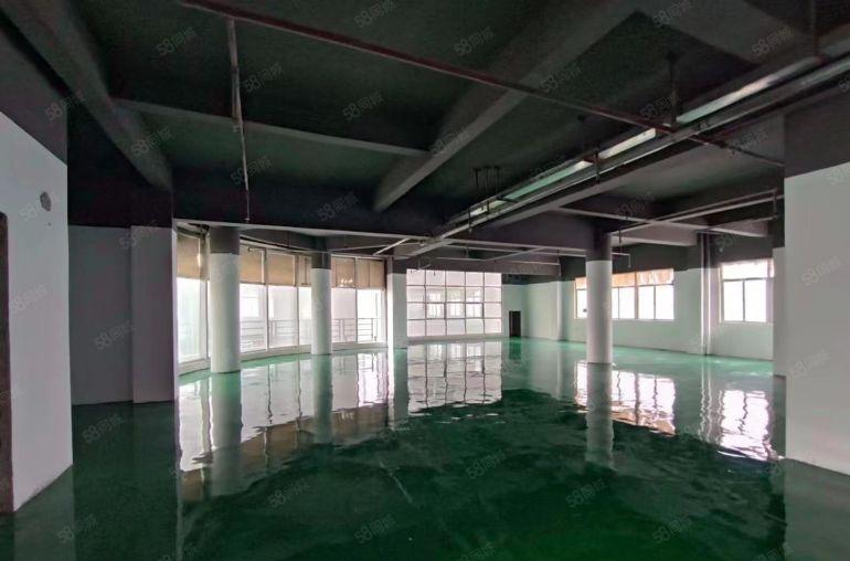 16元特价丨 龙岗龙东地铁口一二楼各一千平带装修厂房仓库出租