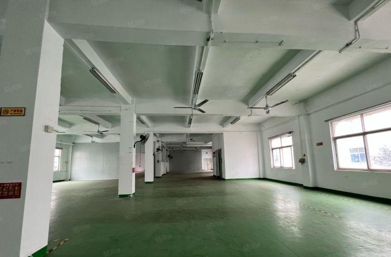 龙岗坂田地铁口原房东一楼1200平厂房出租带现成办公室地坪漆