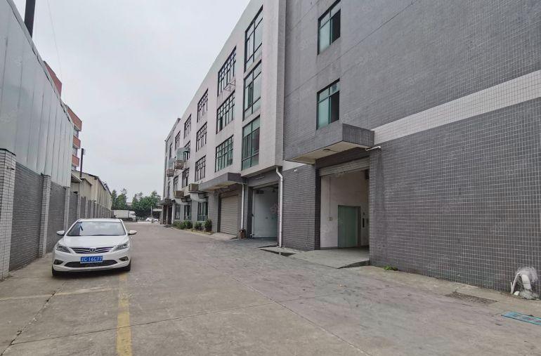 200平起租平湖府城坳独院厂房6000平厂房仓库出租可办环评