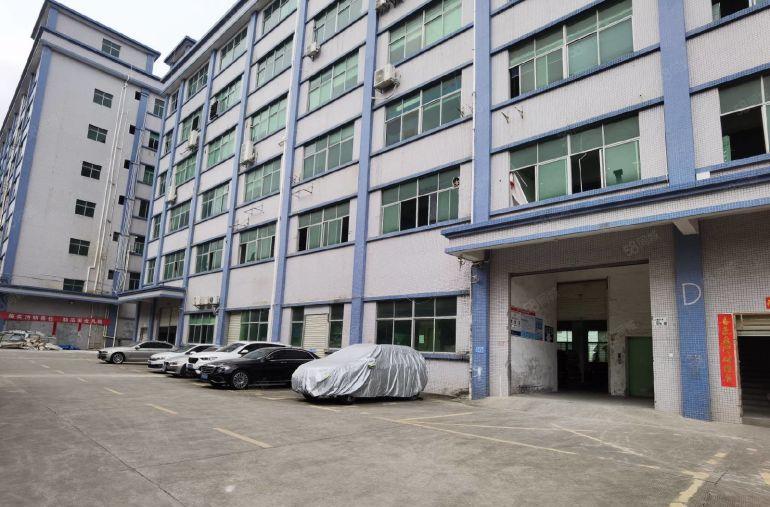 （出租）坂田雪象工业区独门独院2000平！带装修房东直租