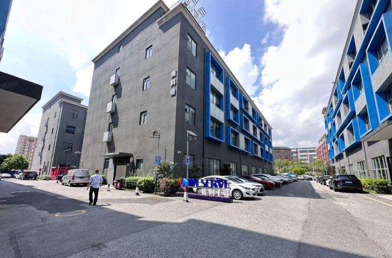 龙岗南联地铁口原房东厂房仓库出租2000平整层！500平起租