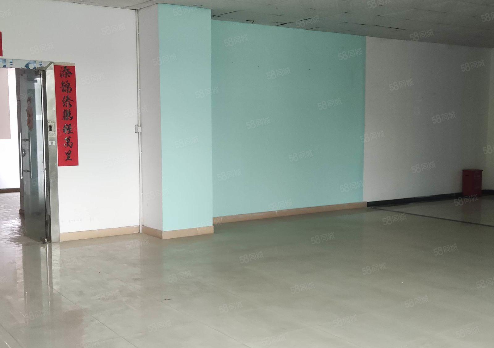 龙岗天安数码城  附近楼办公仓库  600平米 出租