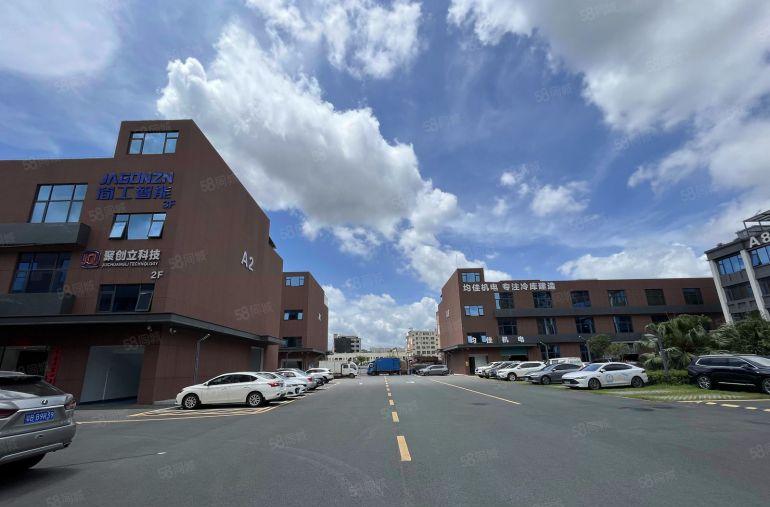 现成装修龙岗爱联地铁口楼上500平方精装修办公室仓库厂房出租