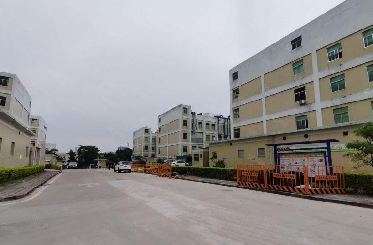 横岗低价仓库厂房出租1000平方进车方便带两吨标准货梯