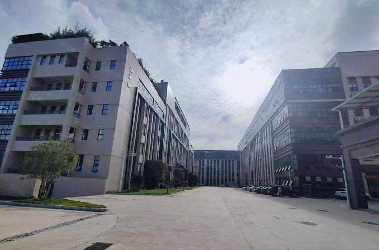 4百平起分租平湖富民工业园新出1300平厂房仓库出租交通便利