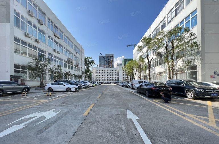 20元厂房出租龙岗宝龙1600平仓库带消防喷淋地坪漆卸货平台