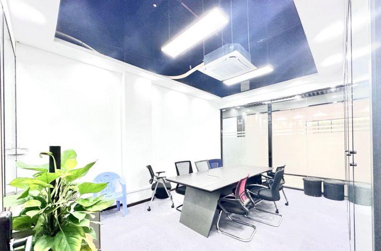 地铁口坂田产业园一楼660平精装办公室仓储生产线出租可分租