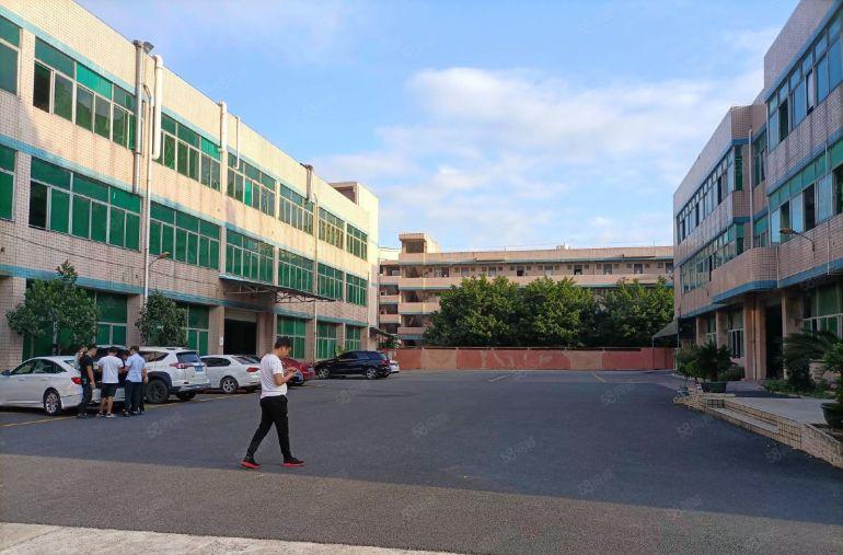 平湖新出二楼1480平方厂房仓库出租大小分租水电齐全交通方便