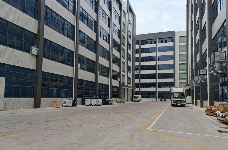 龙岗中心城研发办公厂房1000平方出租大小可分带装修形象好