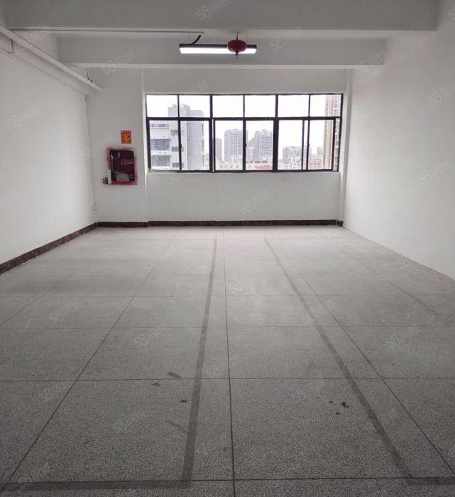 龙岗塘坑地铁站保成泰八达产业园80至200平业主直租