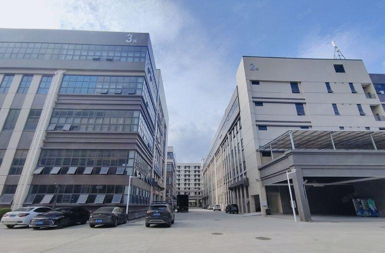 4百平起分租平湖富民工业园新出1300平厂房仓库出租交通便利