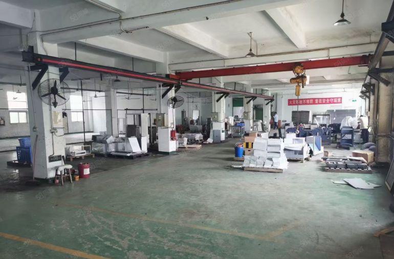 坪地厂房出租800平1200平1400平水电到位精装分租