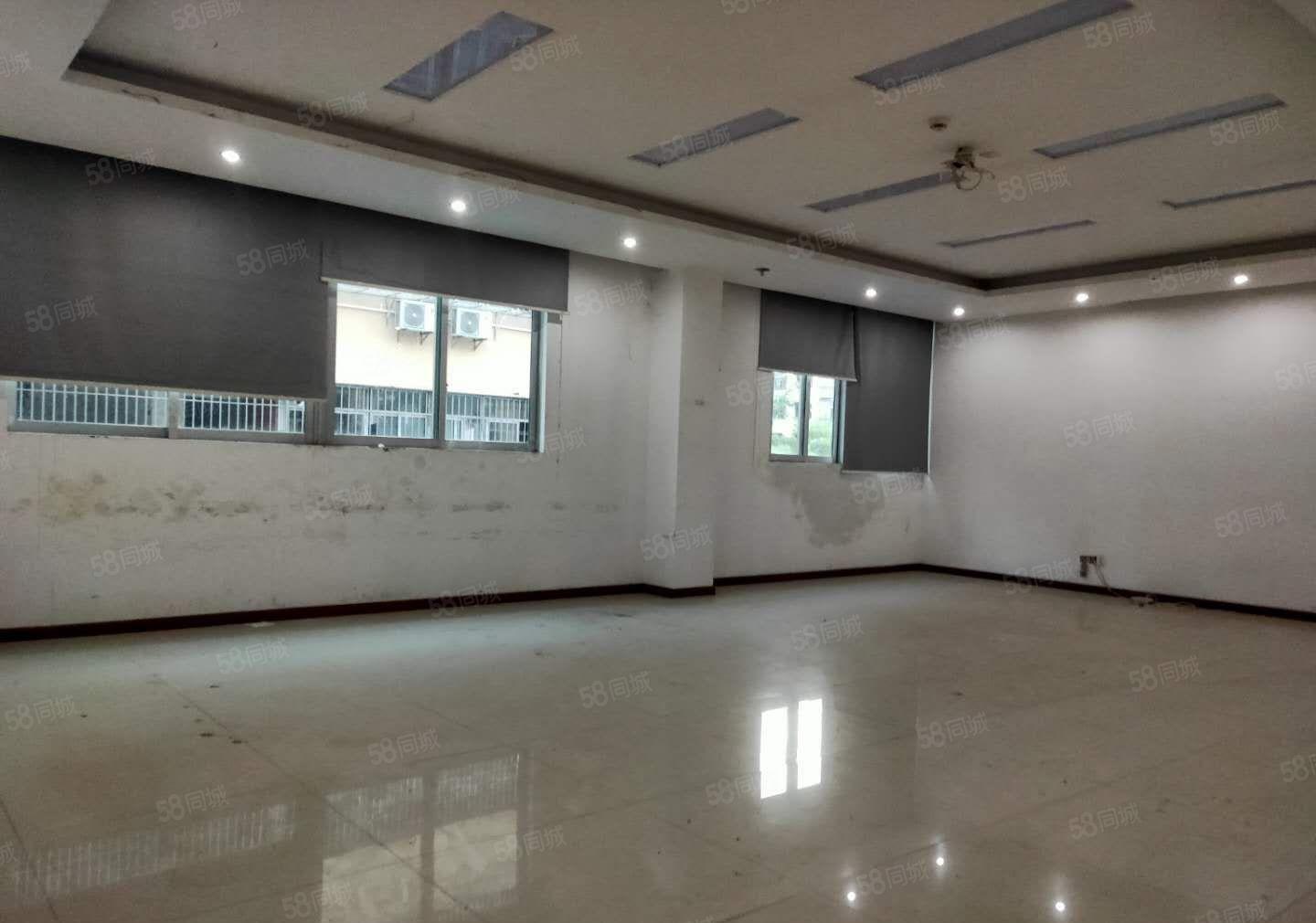 楼上300平米带装修厂房出租龙岗南联原房东厂房出租仓库出租