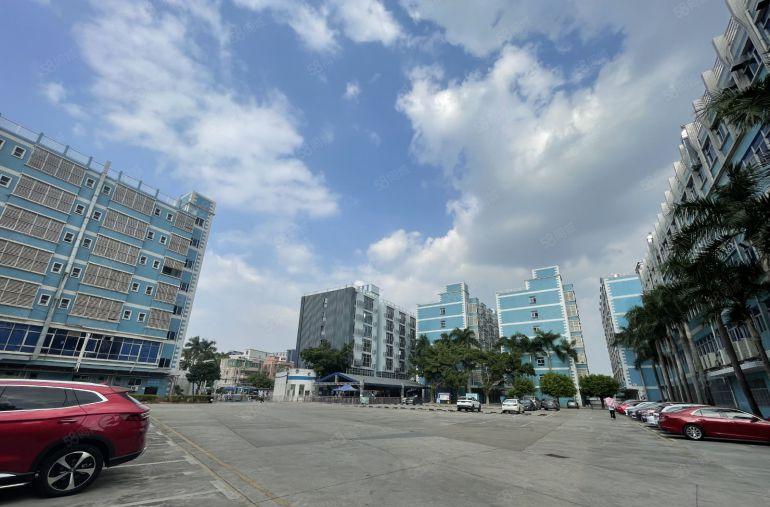 横岗六约地铁站楼上1000平方带精装修办公室厂房仓库出租