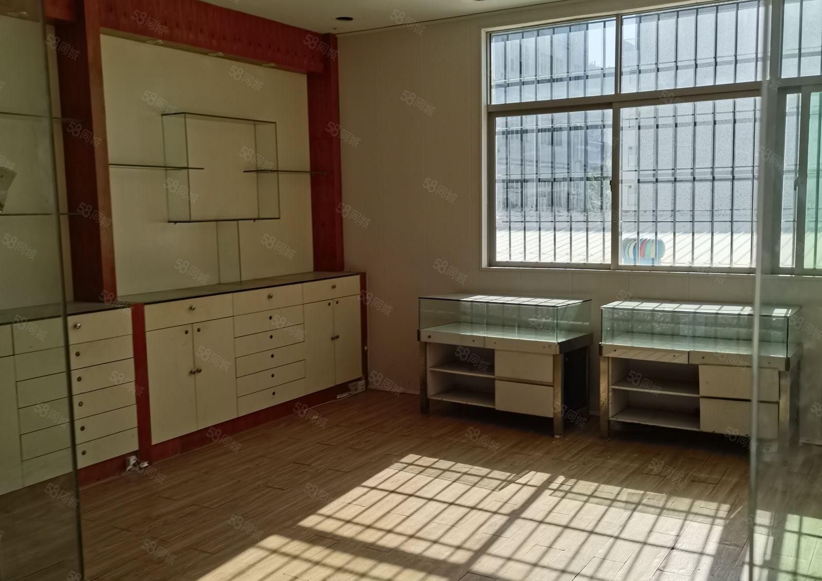 横岗安良新出带装修厂房