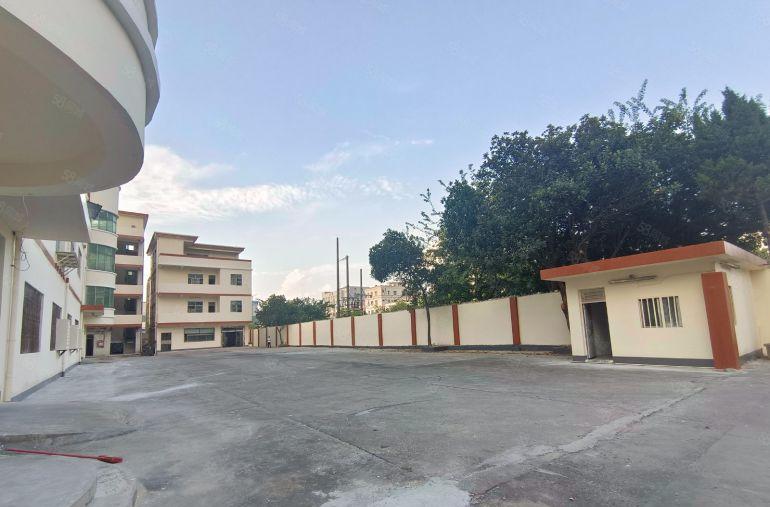 横岗地铁口附近原房东独院5400平厂房仓库实际面积出租