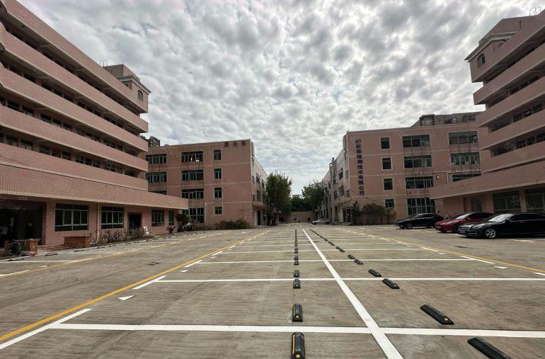 100平起租龙岗中心城地铁口2万平电商办公仓库厂房出租可生产