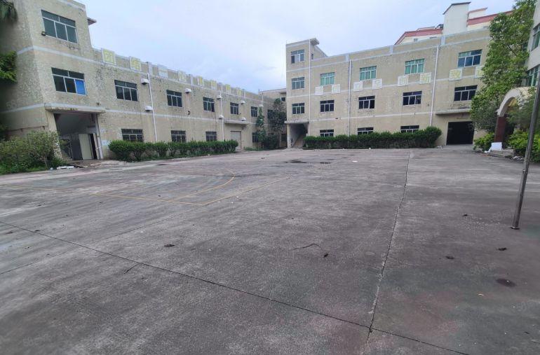 龙岗横岗厂房出租100平起工业园办公工业仓库一楼出租超大空地