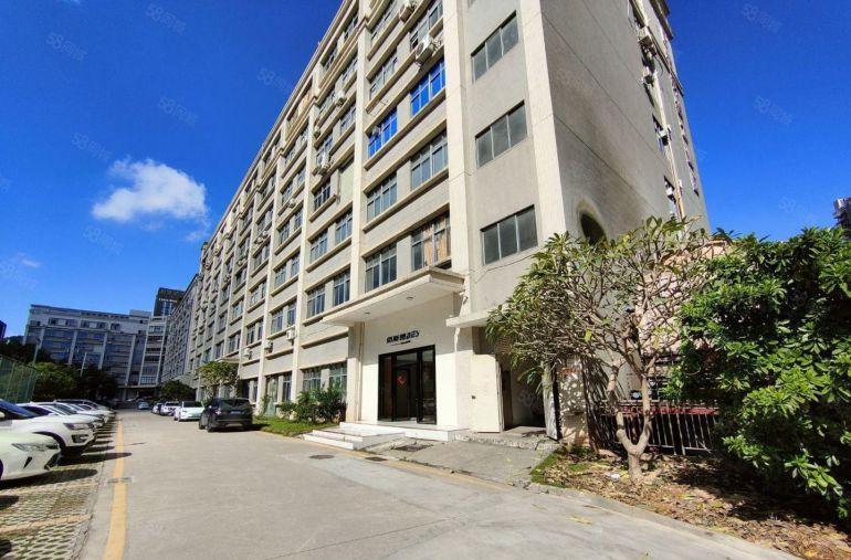 布吉原房东全新红本厂房一楼1200平方实际面积出租.