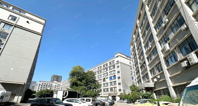 平湖工业区2200平电商办公仓库厂房出租近地铁口小面积可分租