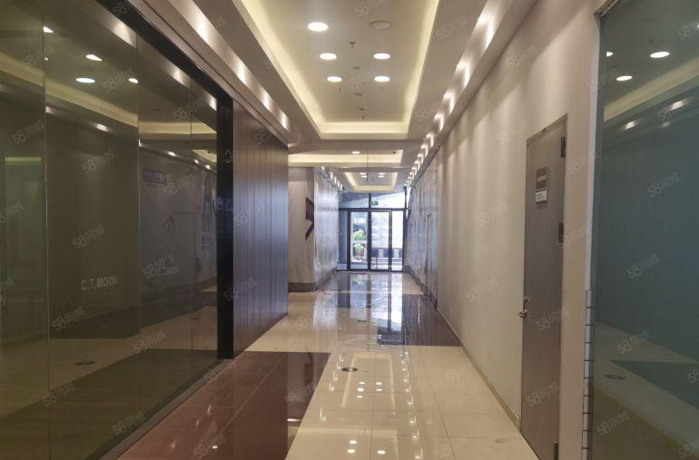 平湖华南城100平200平500平厂房电商仓库出租可定制装修