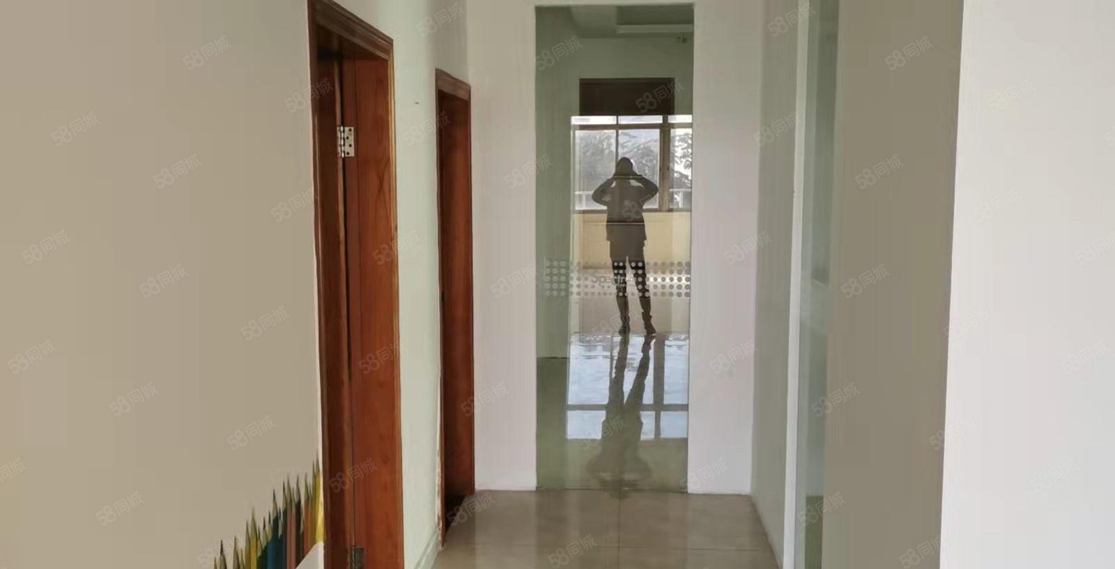 龙岗爱联嶂背360平米小面积精装修厂房仓库出租招租