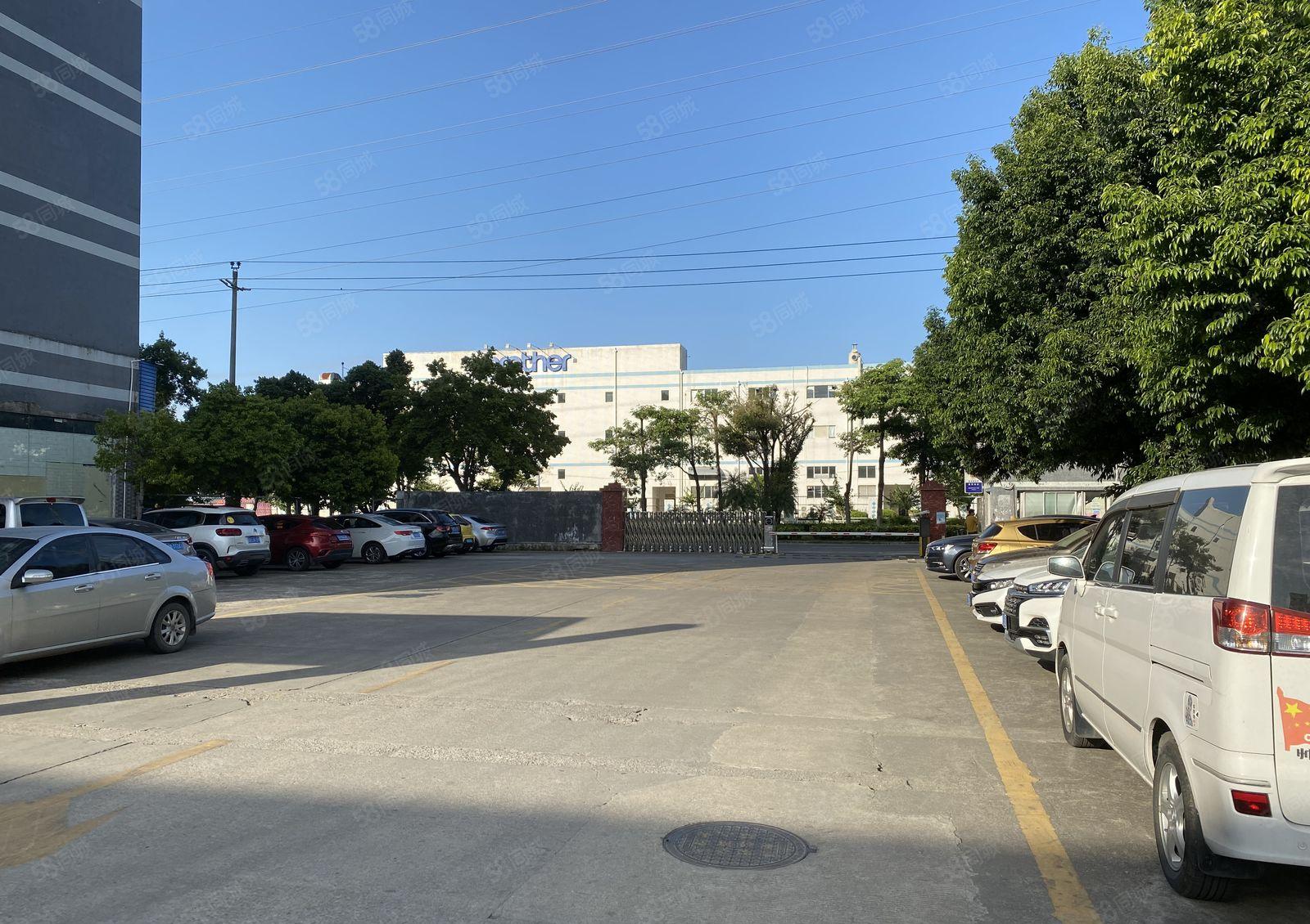 龙岗龙城吉祥地铁站附近新出楼上800平厂房仓库办公可分租