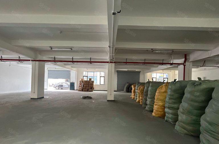 坂田布吉杨美地铁口一楼800平方厂房仓库出租可分租