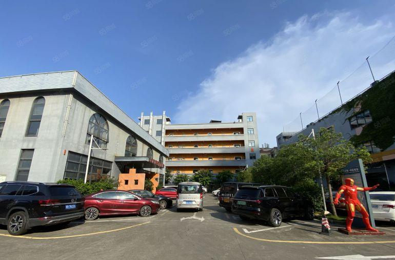 低价出租中心城地铁口大型电商园300平精装可生产可办公可分租