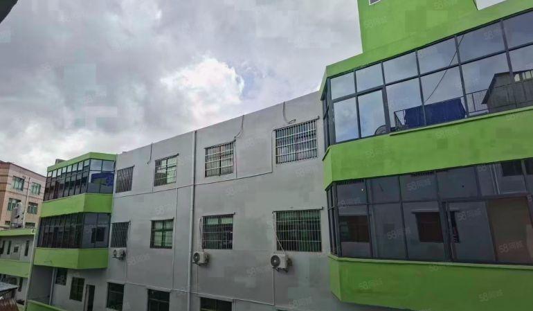 横岗塘坑地铁口附近新出楼上160平带现成珠宝装修厂房出租