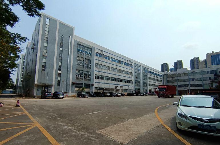 龙岗宝龙原房东1600平重工业厂房仓库出租带卸货平台消防喷淋