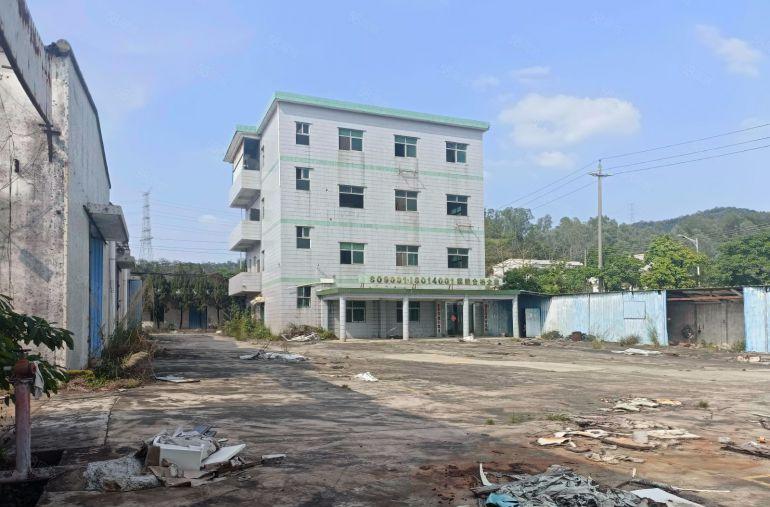 龙岗坪地钢构实际面积6000平报价14空地3000平可分租