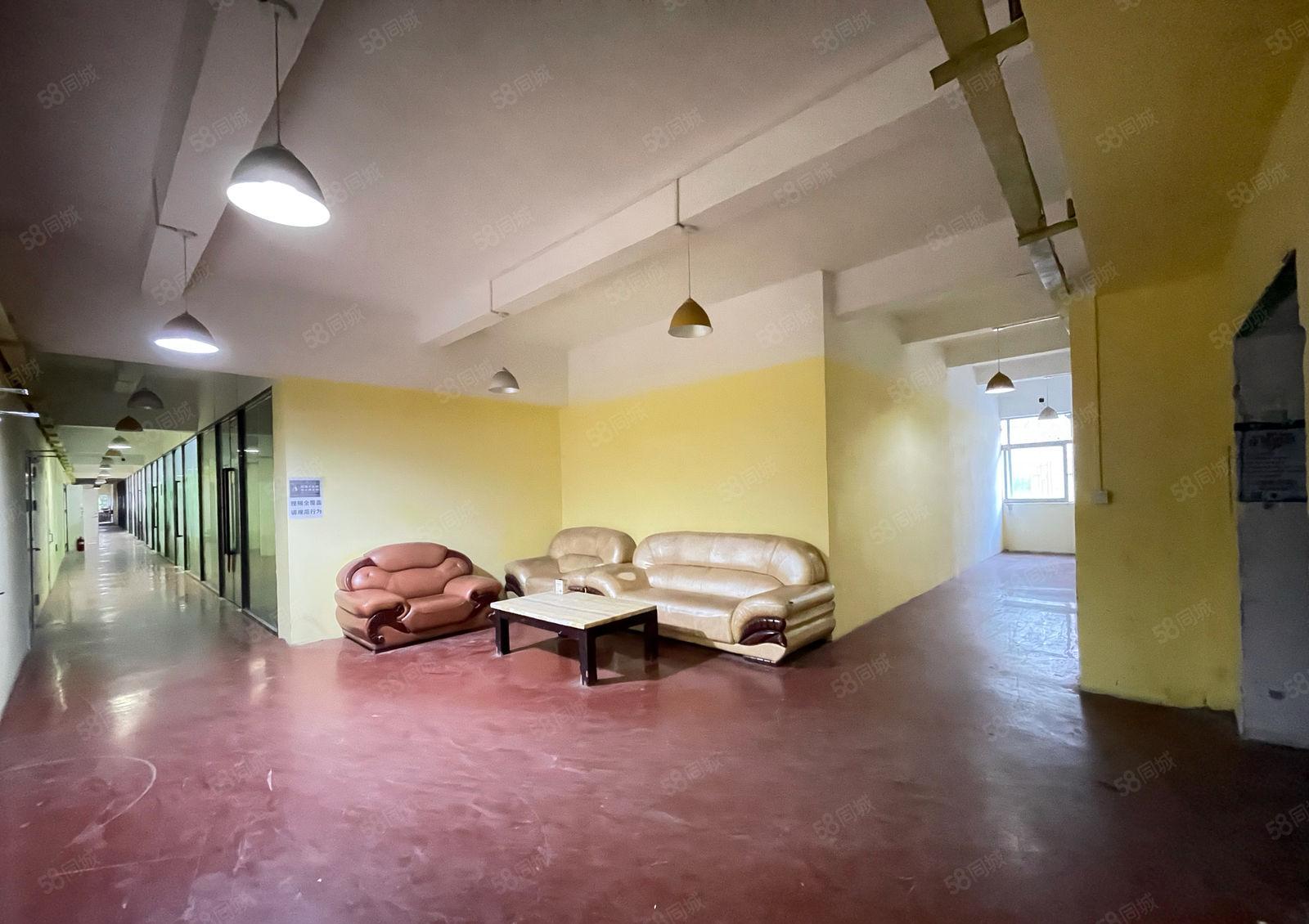 坂田中小型加工生产厂房仓库110平米起租，有需要的抓紧！