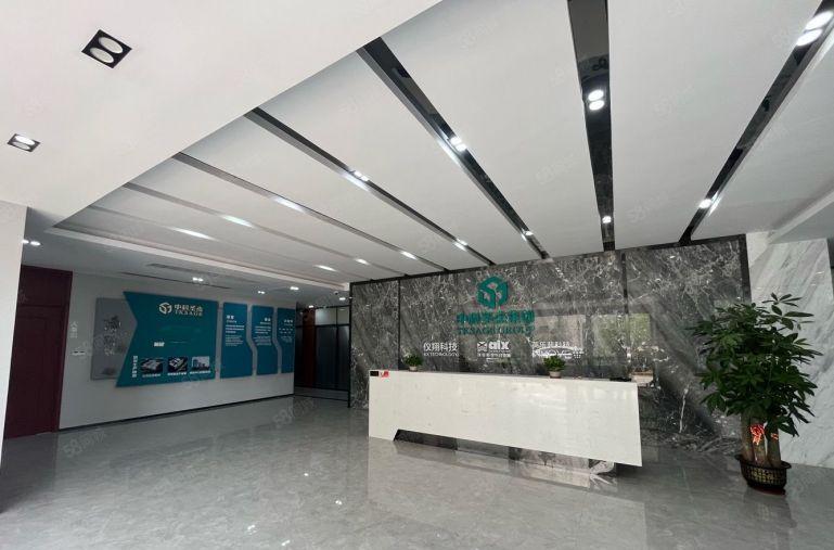 龙岗区横岗地铁口原房东红本独院厂房2万平招租，合同10年起