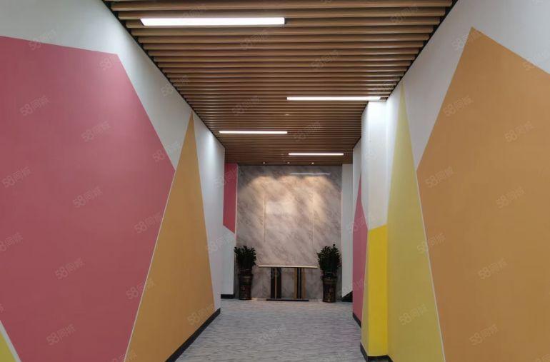 平湖华南城电商园单层2000平带装修办公厂房仓库出租可分租