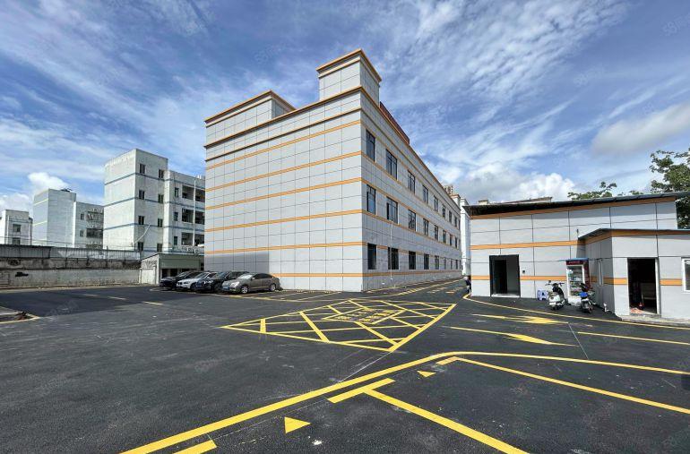 龙岗宝龙原房东独门独院12000平带装修厂房出租 可分租