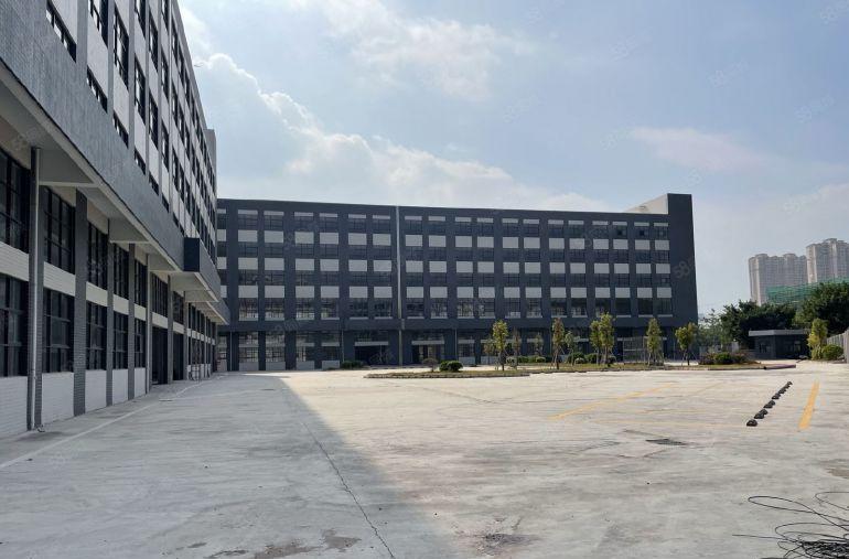 龙岗宝龙工业区800平一楼厂房仓库低价出租可分租