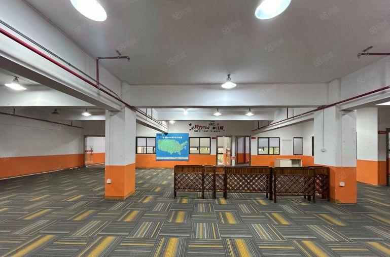 坂田地铁口电商一楼厂房仓库出租1300平精装修可分租