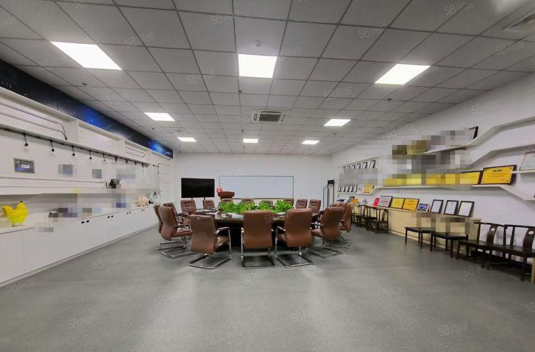 龙岗新生工业区一楼300平厂房仓库带标准两吨货梯出租