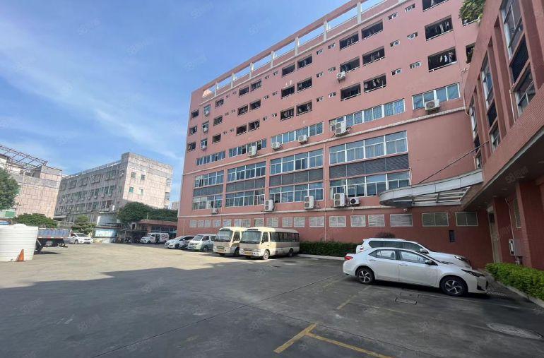 独门独院5000平平湖上木古原房东红本厂房实际面积出租可分租