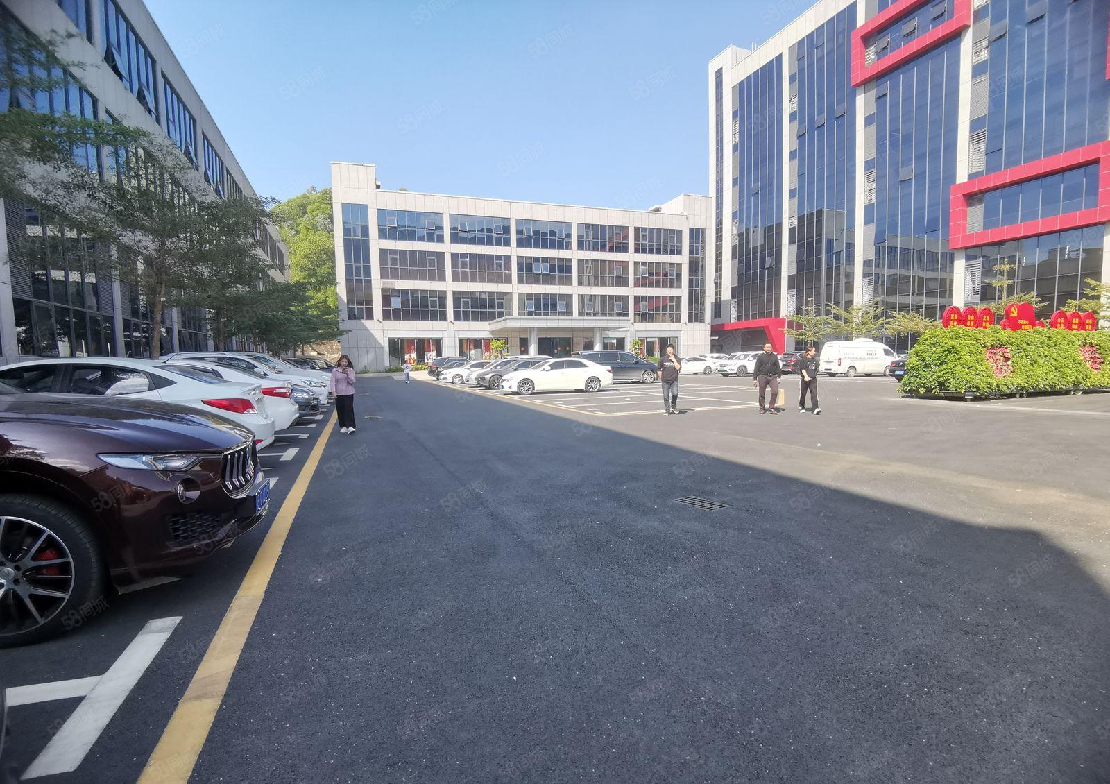 横岗六约新出楼上1500平厂房形象好位置方便300平起分租