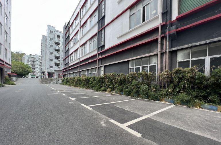 龙岗红本10万方厂房出租200平起分租带卸货平台消防喷淋