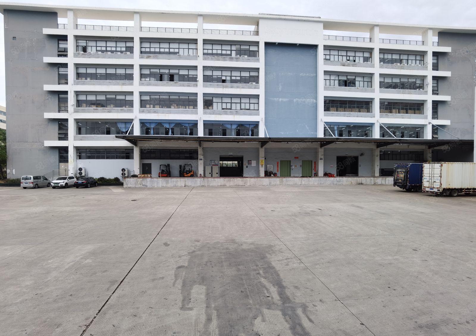 横岗六约原房东1200平全新地坪漆带喷淋办公室装修,大小分租