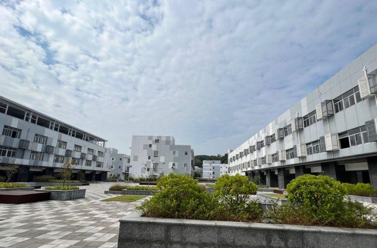 享政补横岗地铁口附近20000平方带装修研发办公仓库厂房出租