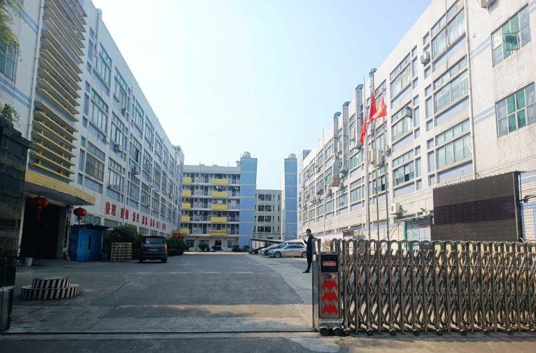 平湖华南城旁原房东1800平电商办公仓库厂房出租大小户型可选