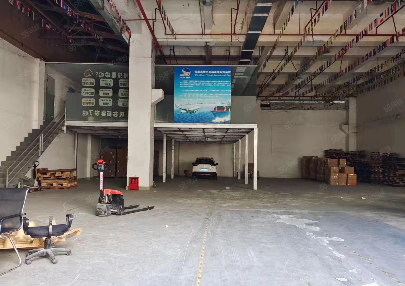 坂田华为地铁口一楼2300平可分租空地大